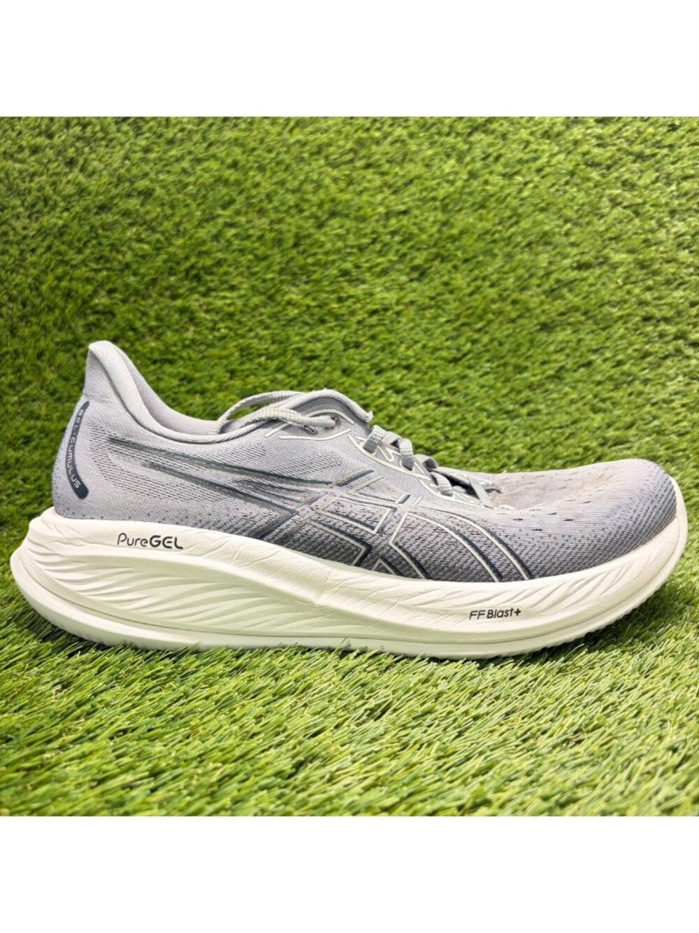 Asics Gel Cumulus 26 Mens Size 12 Gray White Athletic Running Shoes Sneakers